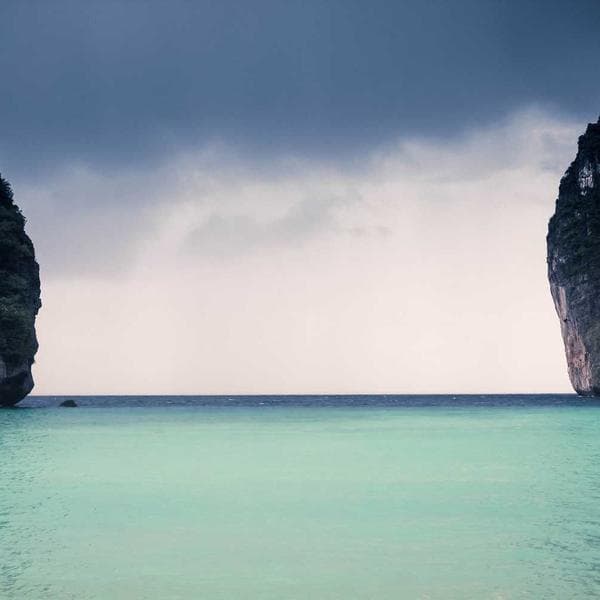 Kırmızı Kapüşonlu Çocuk Sweatshirt - 3