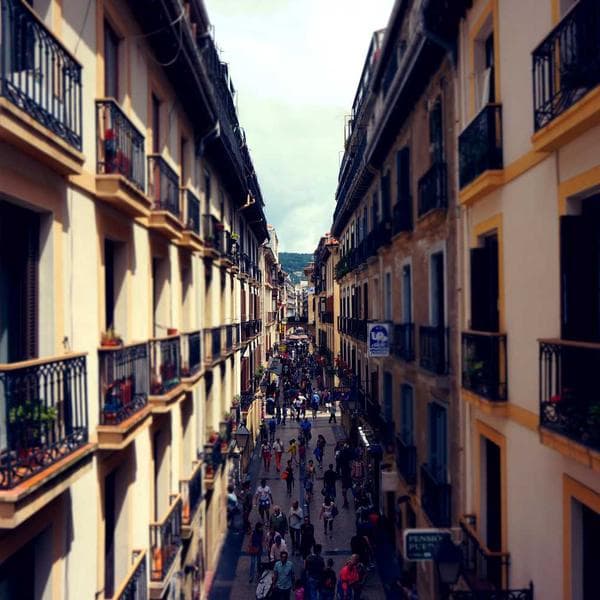 Pırlanta Taklidi Kolye