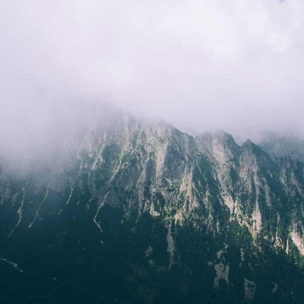 Linen Masa Örtüsü - 2