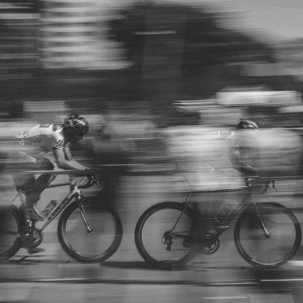 El Bilek Desteği Brace